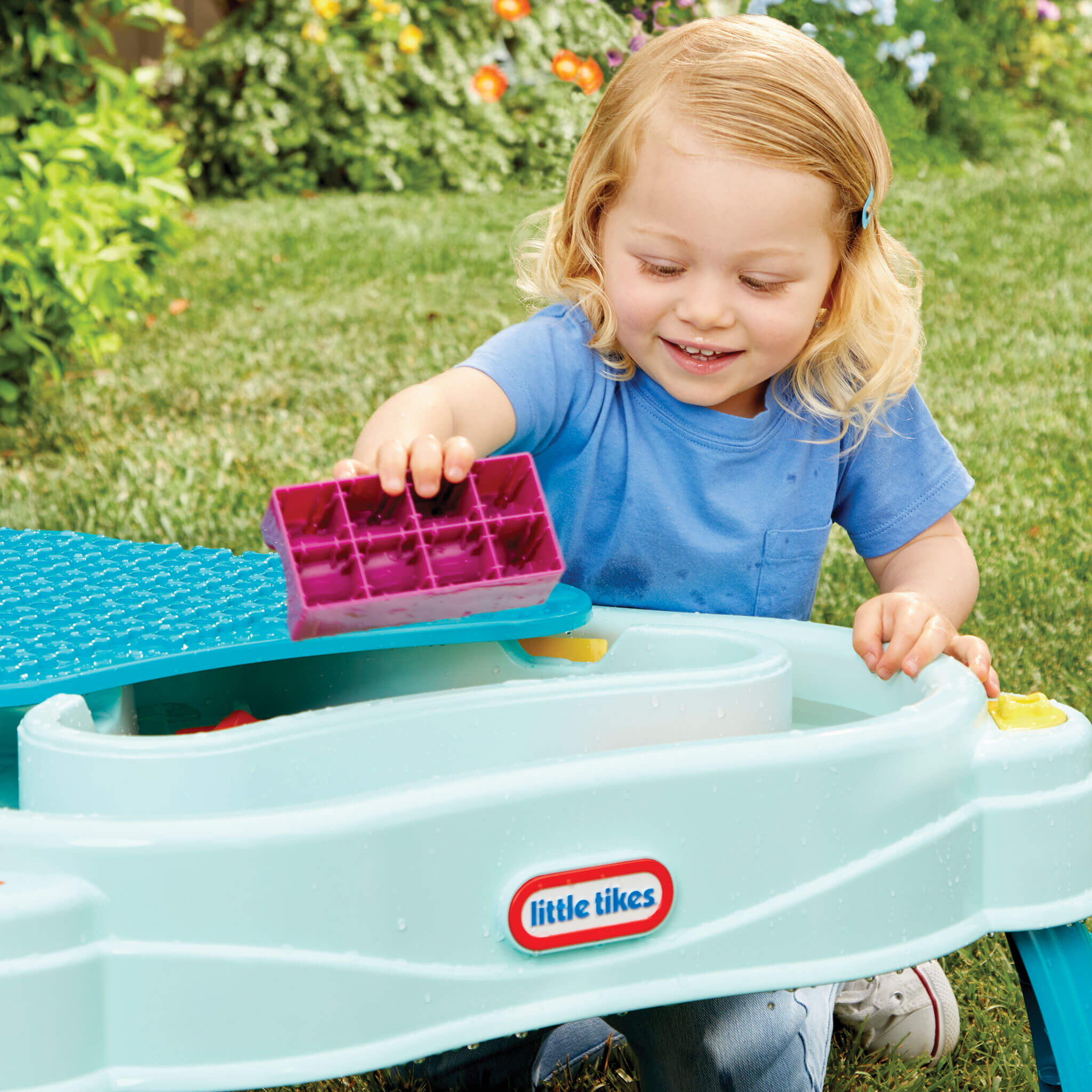 Build & Splash? Water Table with 50+ Accessories - Image 4