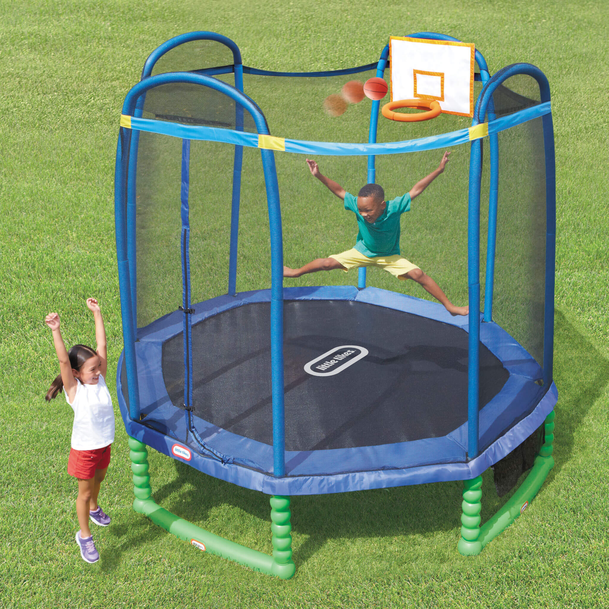 Little Tikes 10ft. Sports Trampoline? - Image 2